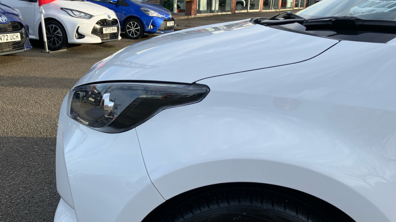 Toyota Yaris 1.5 Hybrid Icon 5dr CVT Hybrid Hatchback